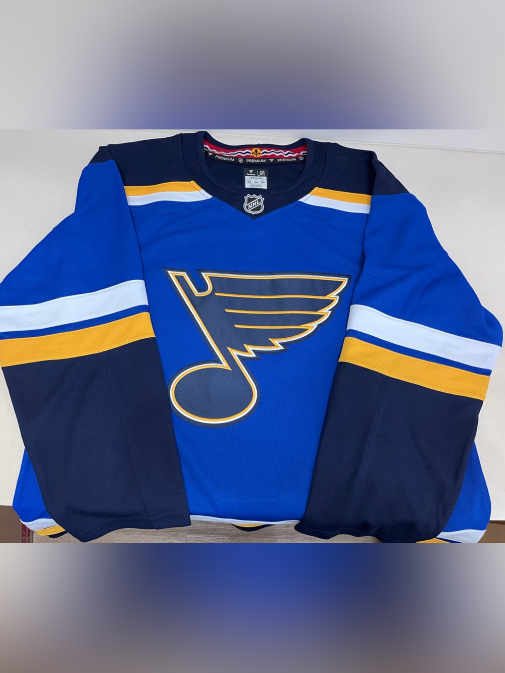 Fanatics St. Louis Blues Premium NHL Men’s Hockey Jersey XL/XXL Size 54
NWT